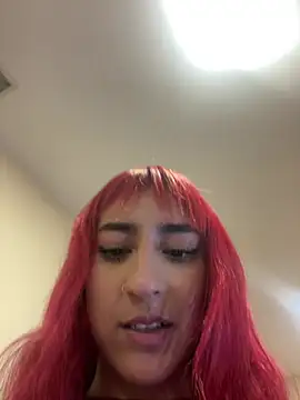 JuliethaDemon_ élő XXX-chatje