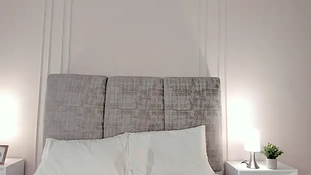 Angel-bells' Live XXX Chat