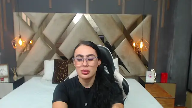 MartinaaFit 现场XXX聊天
