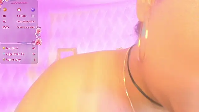 alexa_cruz__ Adlı Modelin Canlı XXX Sohbeti