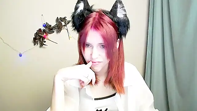 GuessMe___n Live XXX chat