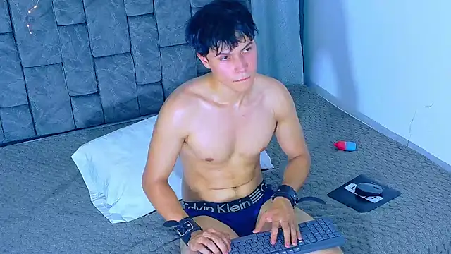 แชท XXX สดของ Dantekent