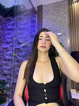 evelyn_hills Chat XXX in diretta