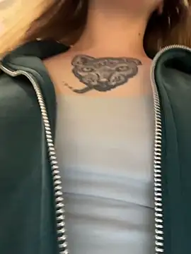 Sunny___BunnyのライブXXXチャット