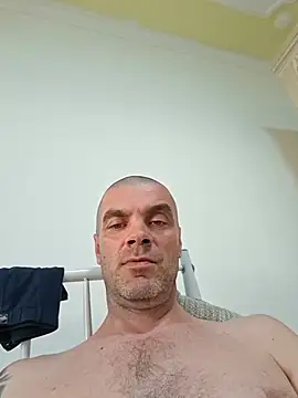 Show modela MASTERBALCANIAN na web-kameri