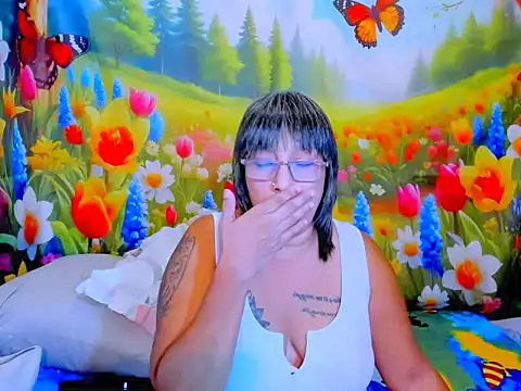 indianroxy: απευθείας συνομιλία ΧΧΧ