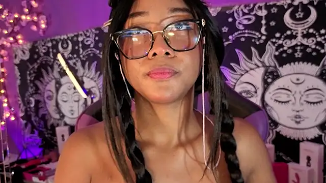 Gaia_Gatex's Live XXX Chat