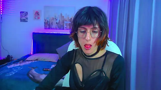 goth_minerva's Webcam Show