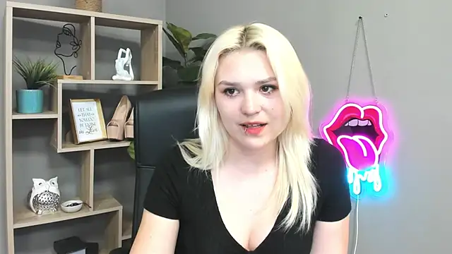 SweetLilyxo Adlı Modelin Canlı XXX Sohbeti