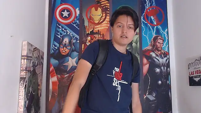 XXX chat uživo modela Kevin_Charless