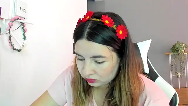 دردشة __Emma__11__Lecat_ الجنسية المباشرة