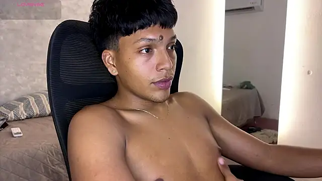 Brad_bonnet_ Webcam-Show