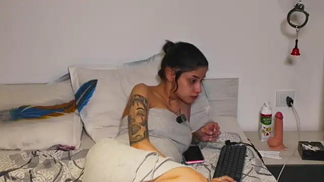 sweelexy Show in webcam