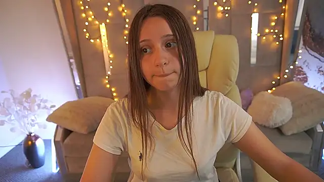 XXX chat uživo modela TinyNatalie