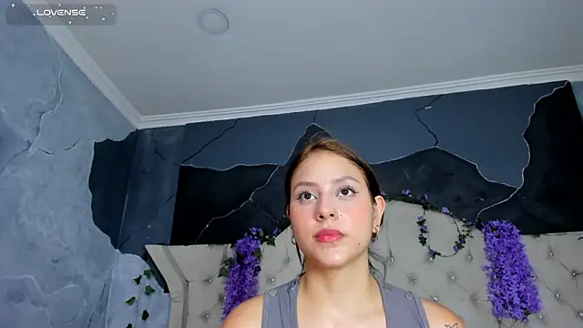 Pertunjukan Kamera Web HayleyRoss_