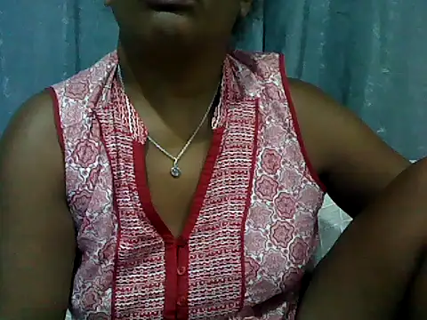sexyladiin Live XXX chat