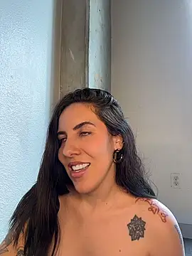 Lolathebaddie Live XXX-Chat