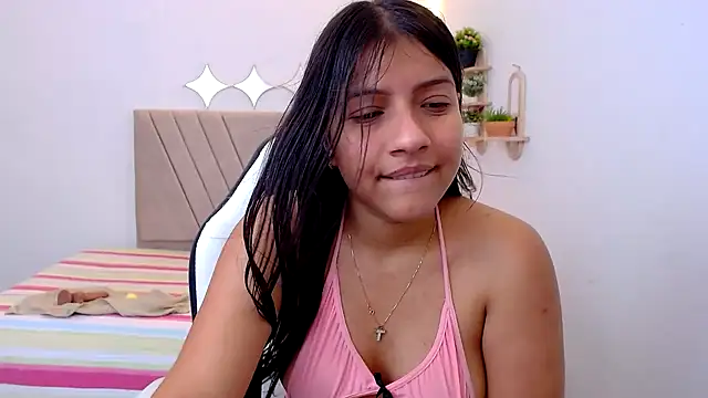zara_cute's Live XXX Chat