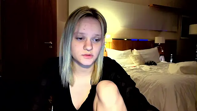 Онлайн чат XXX Elieiza_xo
