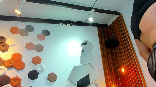 XXX chat uživo modela RomanCroft