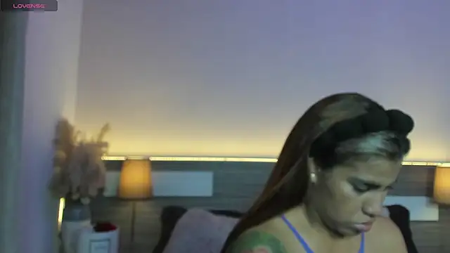Živý XXX chat ZarahFoxx