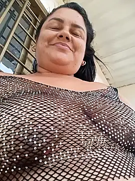 Dirty-violeta_19 Adlı Modelin Canlı XXX Sohbeti