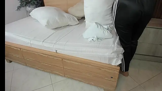 carla_smellie Adlı Modelin Canlı XXX Sohbeti