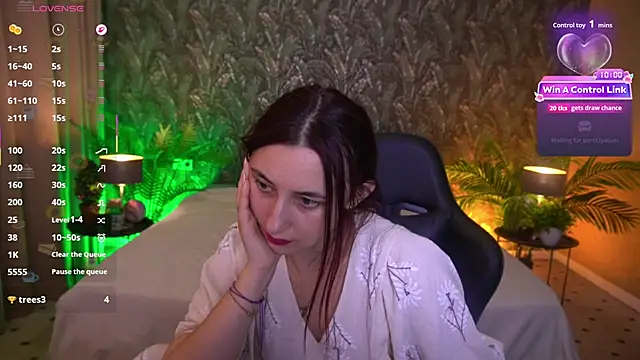RoxieRayn Live XXX chat