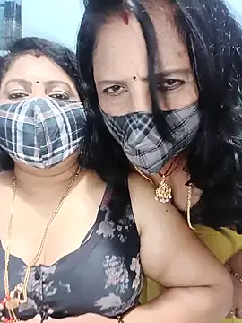 Kannadasexywifes' Webcam Show