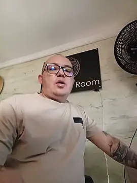 maximo_daddy Webcam Show