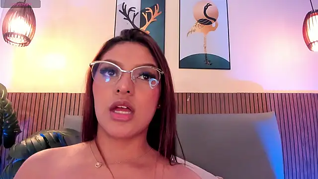 Czat XXX na żywo – NicolleeEvanss