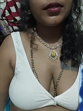 Show de Spoorthi_9999 na webcam