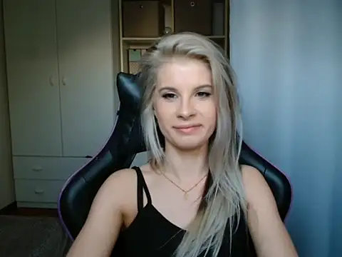 KristineGlow's Live XXX Chat