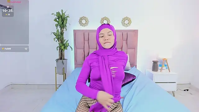 dalilaa__ Show in webcam