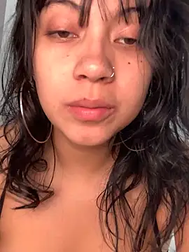 NefertitiXO Chat XXX in diretta