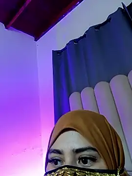 bahiya_aziz's Live XXX Chat