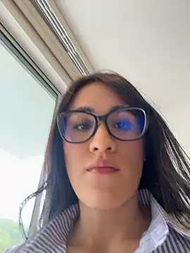 SerenaFox_ 现场XXX聊天
