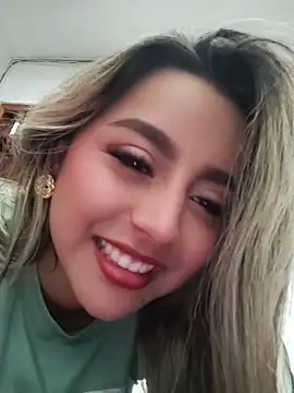 Chat XXX ao vivo de CelesteBlaze_
