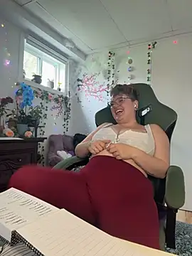 Živý XXX chat CurvesNChaos