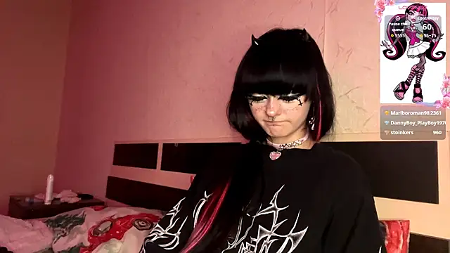 SmilingPatent live XXX chat