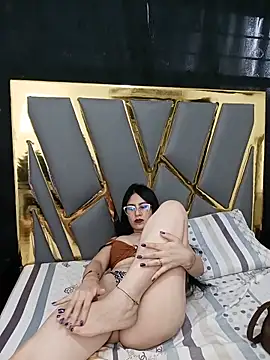 Show modela CELESTEGOMEZ21 na web-kameri