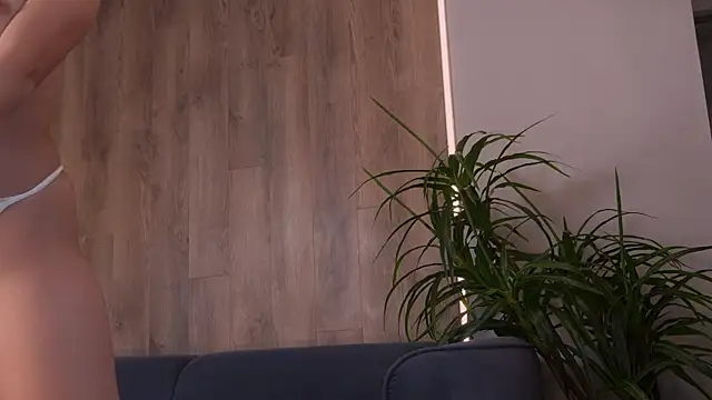دردشة NaomiSainz الجنسية المباشرة