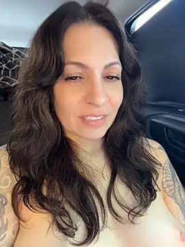 BeautifulMesss webkamerás műsora