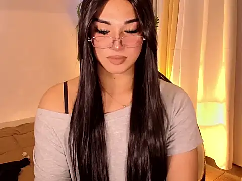 magnificent_kitana's Webcam Show