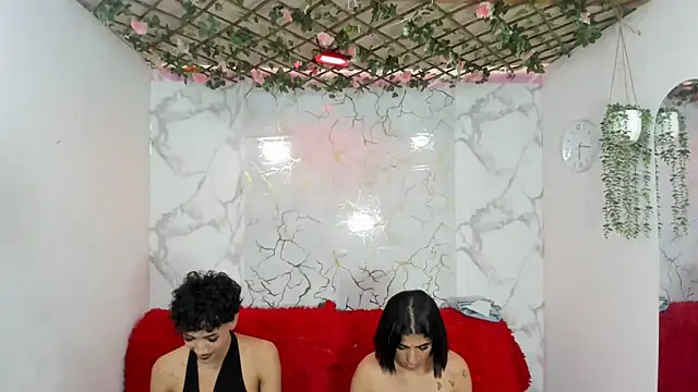 DAHNE_HOT_のライブXXXチャット