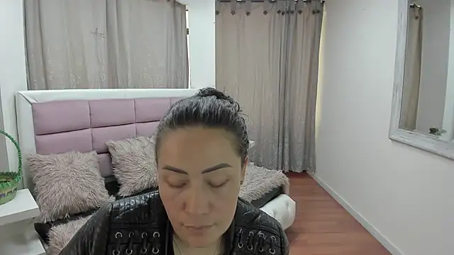 gaby_trent Chat XXX live