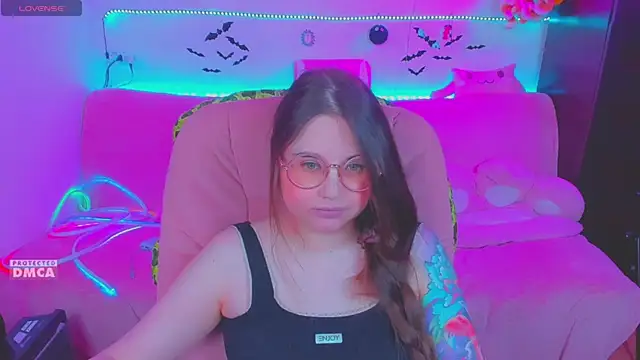 Lolisuccub Chat XXX live