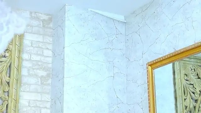 VanessaGlenn Adlı Modelin Canlı XXX Sohbeti
