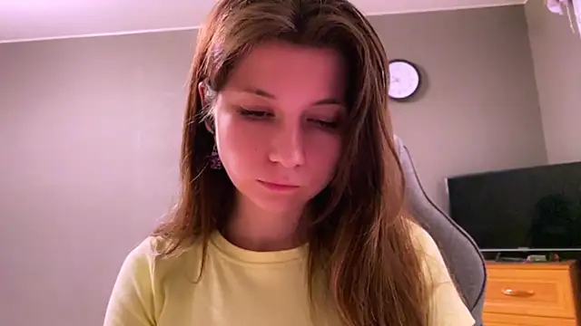 Chat +18 de LunnaBliss ao vivo