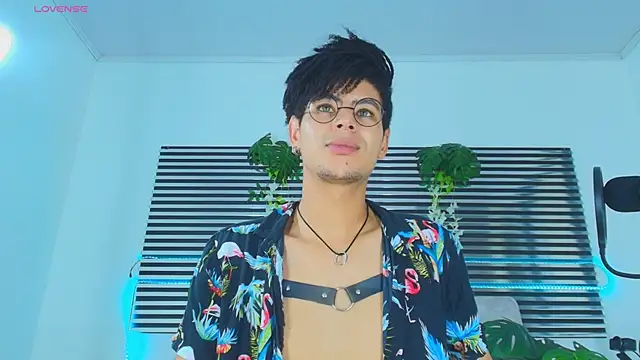 ThiiagoSaeenz 라이브 XXX 채팅